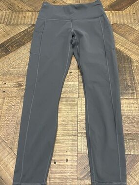Fengbay Gray Capri Workout Leggings with Pockets size Small